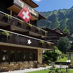 Edelweiss Hotel 2*