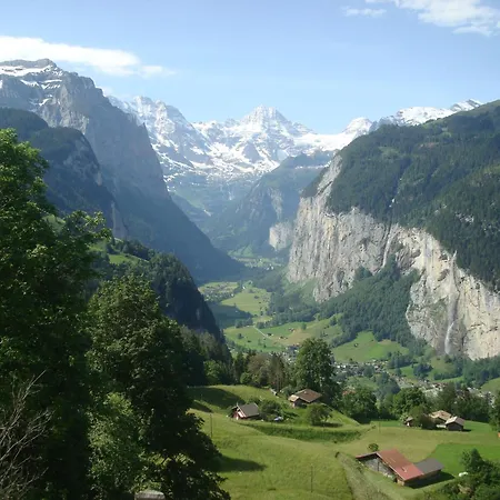 Hotel Edelweiss 2*